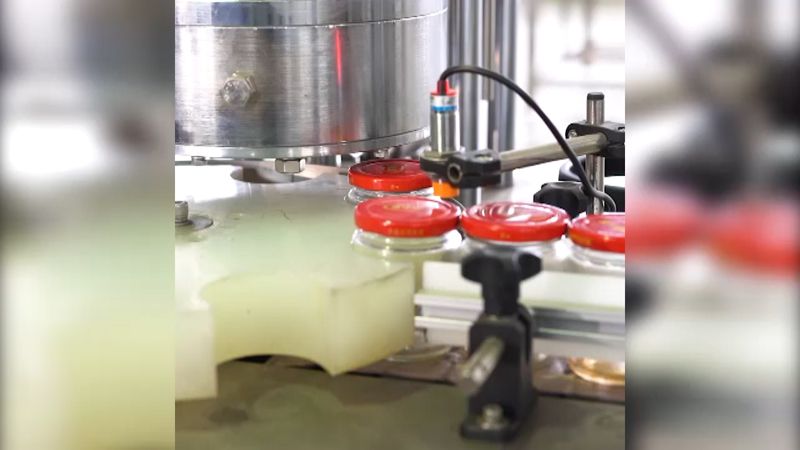 Vacuum Capping Machine